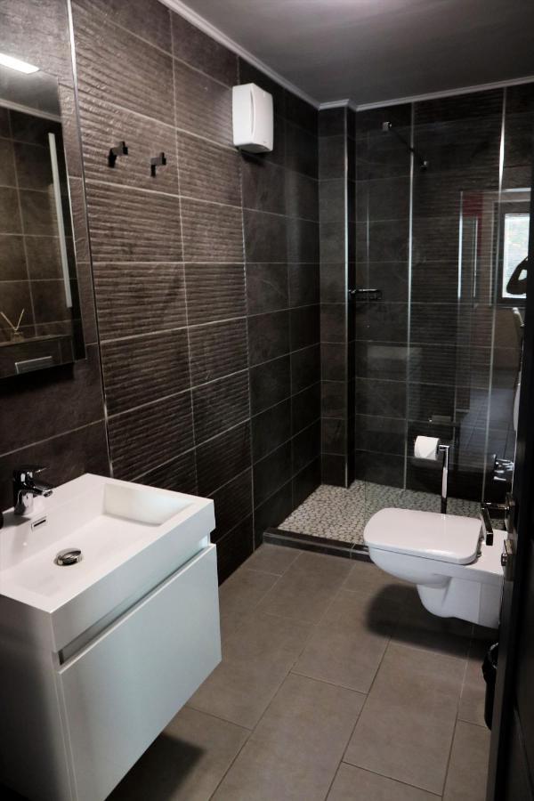אגר Hr Apartmanhaz מראה חיצוני תמונה