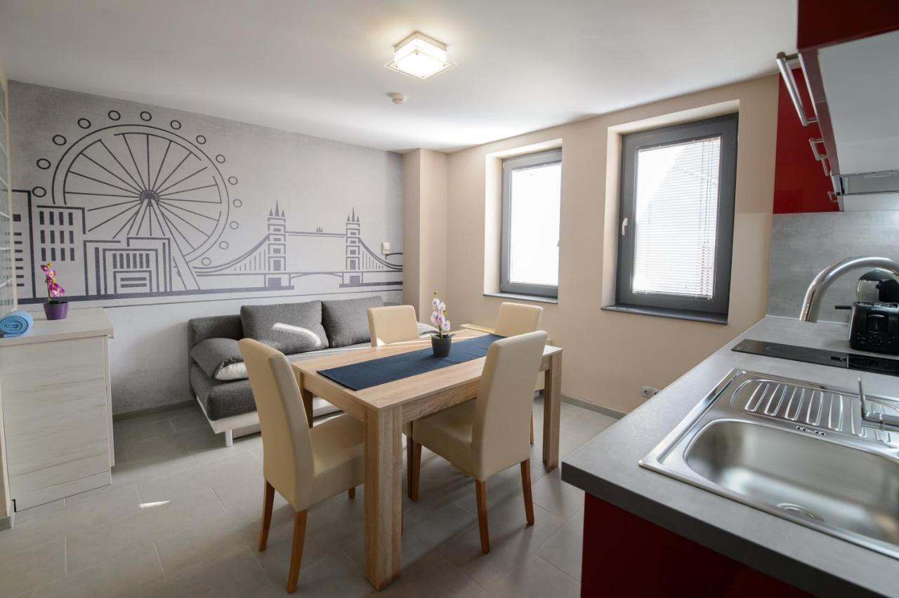 אגר Hr Apartmanhaz מראה חיצוני תמונה