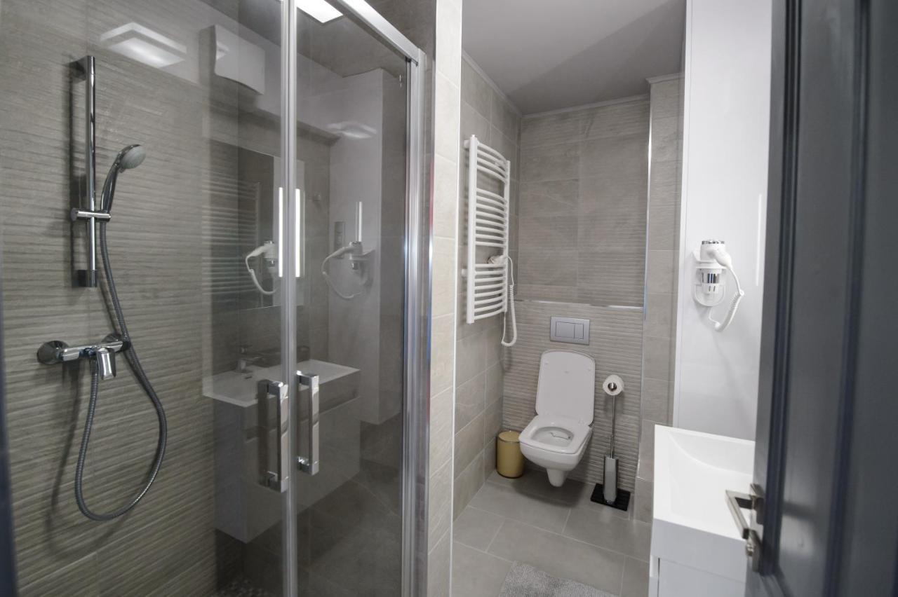 אגר Hr Apartmanhaz מראה חיצוני תמונה