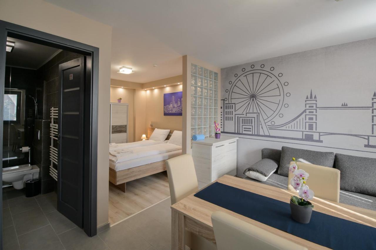 אגר Hr Apartmanhaz מראה חיצוני תמונה